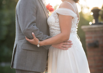 Renette and Todd kissing